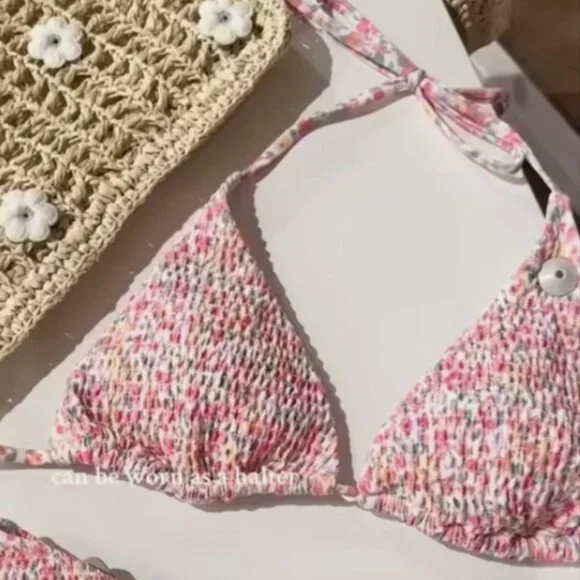 Hollister Bikini Top Floral Smocked Fabric Tie Strap Bikini Swim NWT - Picture 1 of 6